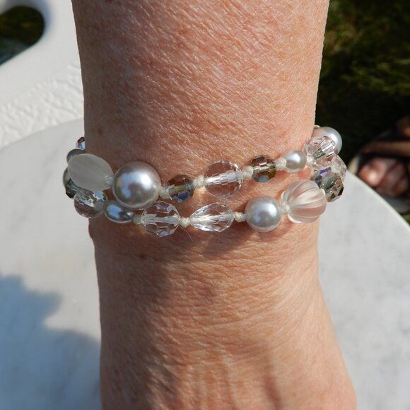 Swarovski Crystal, Glass Bead, and Faux Pearl Bracelet - Picture 3 of 6